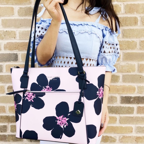 NWT๐๐Kate Spade Grand Flora Pocket Tote & Wallet - Picture 3 of 14